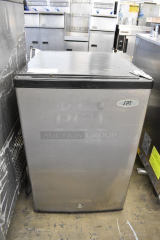 SPT UF-214SS Mini Freezer. 115 Volts, 1 Phase.