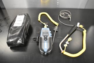 BRAND NEW SCRATCH AND DENT! Cooper-Atkins 93013-K EconoTemp Type-K Thermocouple Thermometer Kit with 3 Probes and Soft Carry Case