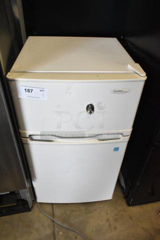 Danby DCR031B1WDD Mini Cooler w/ Freezer. 115 Volts, 1 Phase.