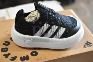 BRAND NEW! Adidas Bubblecomfy 4K Sneakers