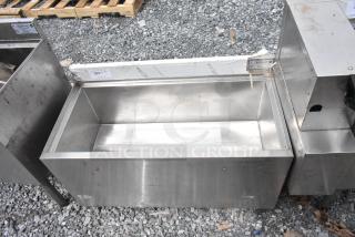 Krowne 18-36-7 Stainless Steel Ice Bin w/ Cold Plate. No Legs. - Item #1186705