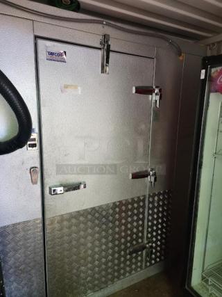 8'x14'x7.5' Tafco Walk In Cooler Box w/ RFH090E4S-DA 208-230 Volt, 1 Phase Compressor, Russel RL6A066ADASL 15 Volt, 1 Phase Evaporator Fan and Floor. Information Provided By The Consignor But Not Verified By PCI Auctions. Picture of the Unit Before Removal Is Included In the Listing.