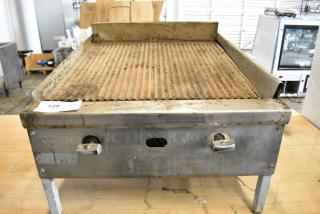 Jade Range Metal Commercial Countertop Gas Powered Griddle.