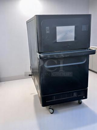 Excellent Condition High-Speed Convection Oven – Merrychef eikon® e2s – 208/240V – Fully Tested & Working!