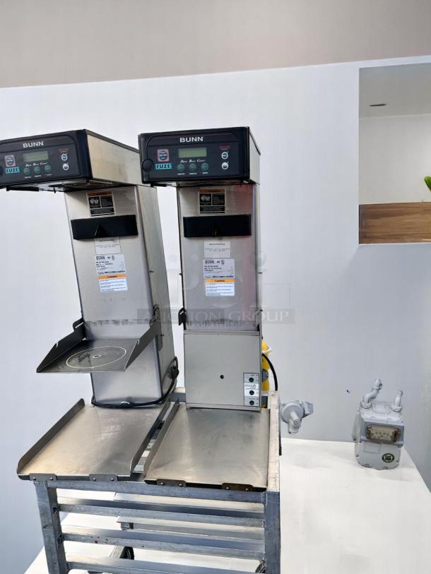 Outstanding Condition BUNN Dual Brewer – ITCB-DV 29” TRK – 120/208-240V – Fully Tested & Working! - Image 2 of 6