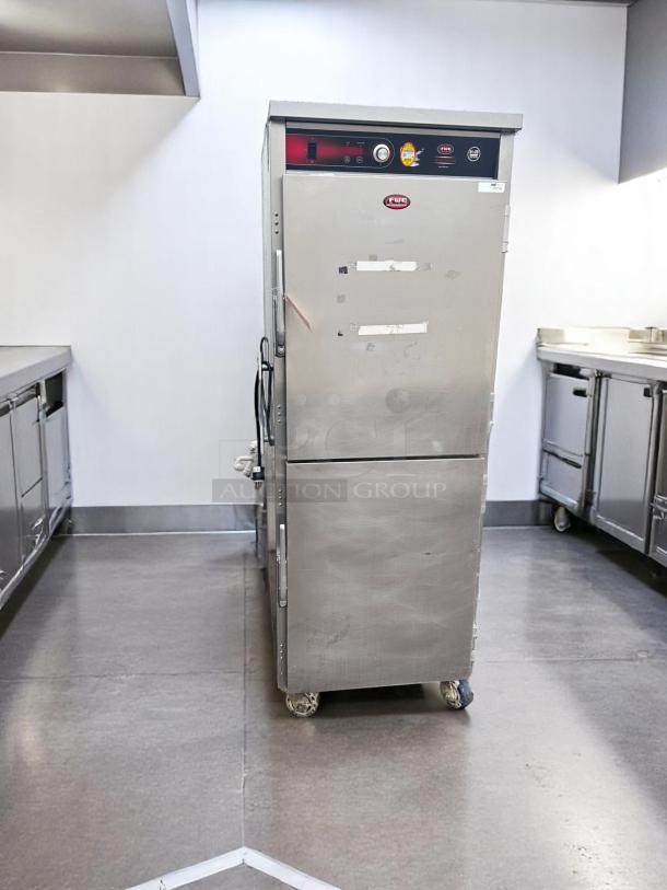 Excellent Condition – HEATED HOLDING CABINET – FWE UHST-13-OTB –   Tested & Working! - Image 4 of 7