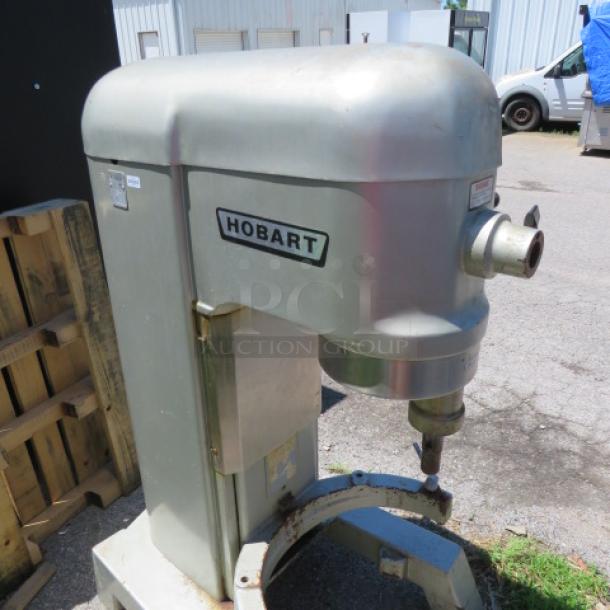 One Hobart 60 Quart Stand Mixer. Model# H600. 460 Volt. 3 Phase. Unable To Test. No Plug. - Image 4 of 4