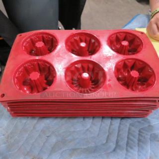 Silicone Mini Bundt Cake Molds. 10XBID