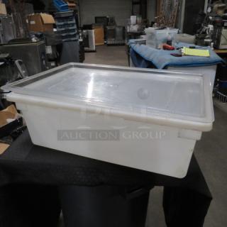 One 13 Gallon Food Storage Container With Lid.