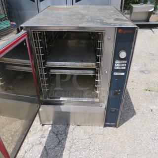 One Groen 1 Door  Smart Steam Boilerless Steamer. 115 Volt. Model# SSB-5E. 21.5X29X28