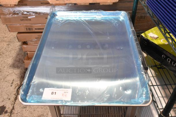 4 BRAND NEW SCRATCH AND DENT! 407BUNFULL Choice Full Size 18" x 26" 19 Gauge Wire in Rim Aluminum Bun Pan / Sheet Pan. 4 Times Your Bid! - Image 1 of 5