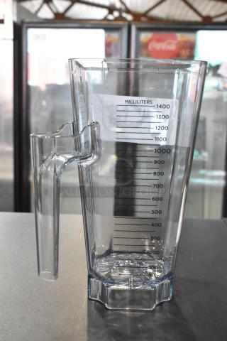 BRAND NEW SCRATCH AND DENT! Poly Clear Blender Pitcher. No Lid or Blade.
