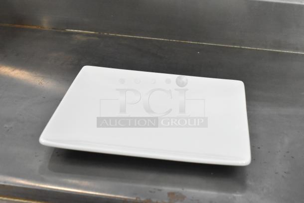 12 BRAND NEW SCRATCH AND DENT! Libbey SL-9C Slate 9" Ultra Bright White Coupe Square Porcelain Plate. 12 Times Your Bid! - Image 3 of 4