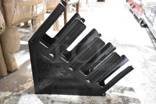 BRAND NEW SCRATCH AND DENT! Choice 176CTO4VBK Black 4-Section Slanted Countertop Cup and Lid Organizer