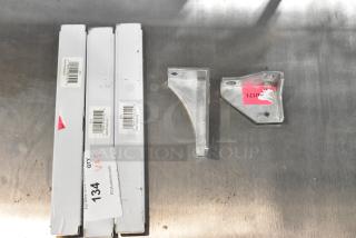 5 BRAND NEW SCRATCH AND DENT! Items Including 3 Avantco 360CPT608910 13" x 1 5/8" Divider Bar for CPT-60-HC Countertop Prep Rails, 178HINGCFDTL Hinge Bracket, 178HINGCFDBL Hinge Bracket. 5 Times Your Bid!