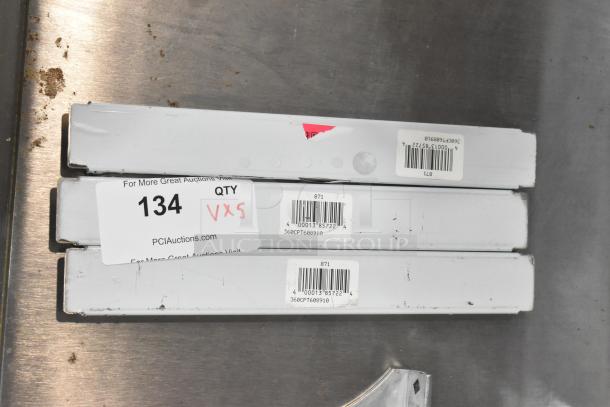 5 BRAND NEW SCRATCH AND DENT! Items Including 3 Avantco 360CPT608910 13" x 1 5/8" Divider Bar for CPT-60-HC Countertop Prep Rails, 178HINGCFDTL Hinge Bracket, 178HINGCFDBL Hinge Bracket. 5 Times Your Bid! - Image 3 of 10