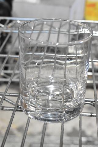 BRAND NEW SCRATCH AND DENT! Box of 10 5535611R Acopa Straight Up 12 oz. Rocks / Double Old Fashioned Glass