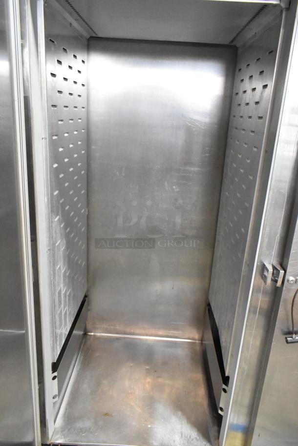 Continental DL2RI-SS Stainless Steel Commercial 2 Door Roll In Rack Cooler. 115 Volts, 1 Phase. Tested and Working! - Image 5 of 6