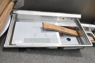BRAND NEW SCRATCH AND DENT! Regency 600UDT60R 60" 16-Gauge Stainless Steel Soiled / Dirty Undercounter Dishtable - Left Drainboard.