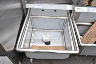 BRAND NEW SCRATCH AND DENT! Steelton 522CS12424 29 1/2" 18-Gauge Stainless Steel One Compartment Commercial Sink without Drainboard - 24" x 24" x 12" Bowl
