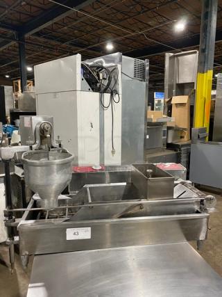 Belshaw Donut Robot Mark-II Series Commercial Stainless Steel Electric Powered Countertop Automatic Old Fashioned Ring Donut Fryer! With 10 Lb. Batter Hopper! Model: DR MK-II SN: W20392NHTO! 120/208-240V!