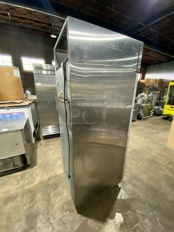 Hoshizaki Commercial Stainless Steel Solid Single Section Half Door Reach-In Refrigerator! Energy Star Certified! With Pan Slides! Model: CR1S-HS SN: F60066B! 115V 1 Phase! On Casters! - Image 3 of 10