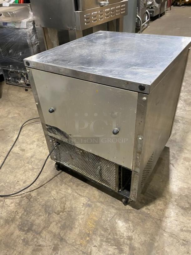 True Commercial Stainless Steel 2 Drawer Undercounter Worktop Refrigerator! Model: TUC-27D-2 SN: 7802121! 115V 1 Phase! On Casters! - Image 3 of 8