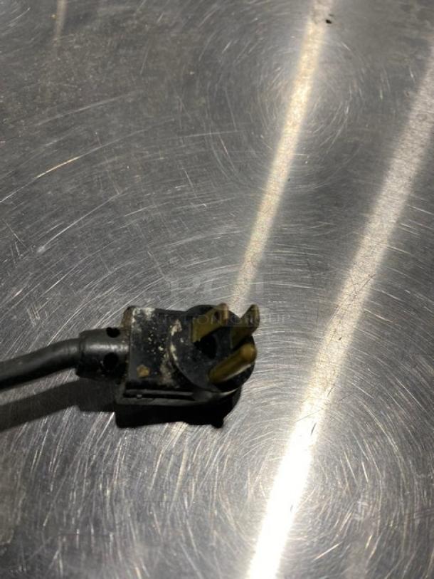 True Commercial Stainless Steel 2 Drawer Undercounter Worktop Refrigerator! Model: TUC-27D-2 SN: 7385235! 115V 1 Phase! On Casters! - Image 7 of 7