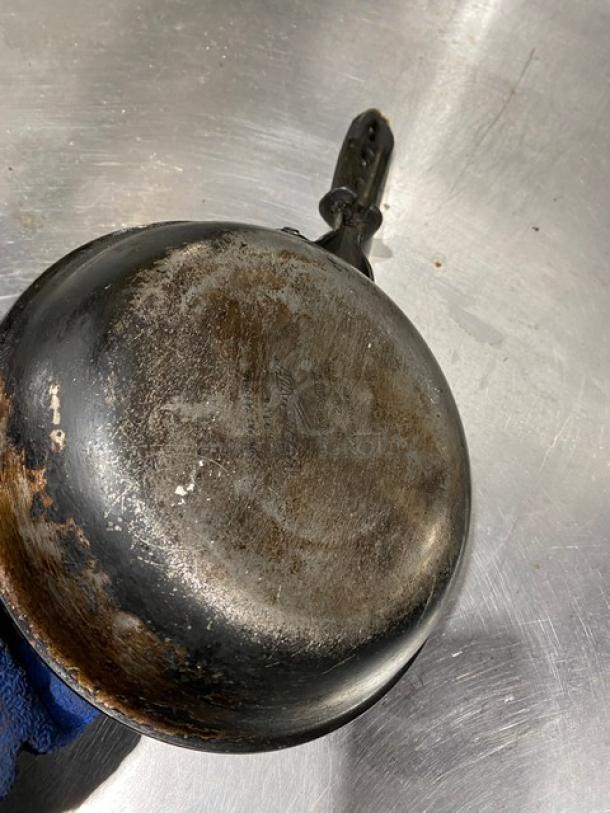 Lot Of Commercial Non-Stick Frying Pans! ALL ONE MONEY! - Image 5 of 5