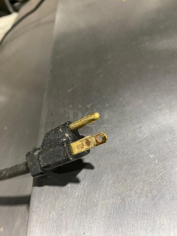 Fagor Commercial Stainless Steel 2 Door Refrigerated Bain Marie Style Mega Top Salad/Sandwich Prep Table! With Cutting Board! Model: FST-48-12 SN: 11100920M! 115V 1 Phase! On Casters! - Image 9 of 9