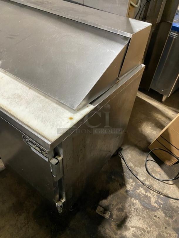 Leader Commercial Stainless Steel 2 Door Refrigerated Bain Marie Style Mega Top Salad/Sandwich Prep Table! With Cutting Board! With Poly Coated Wire Racks! Model: ESLM48 S/C SN: NM08S1315! 115V 1 Phase! On Casters! - Image 4 of 7