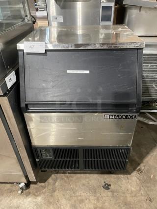 Maxx Ice Commercial Stainless Steel Electric Powered Undercounter Automatic Ice Maker/Bin Combo! Model: MIM250 SN: 1408025000425! 115V! On Legs! - Item #1186251