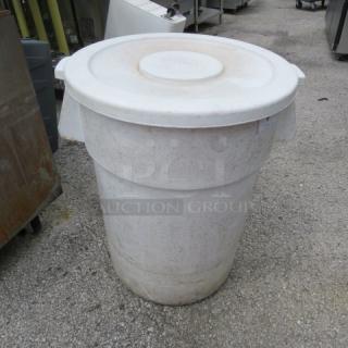 One Brute 44 Gallon With Ingredient Bin With Lid.