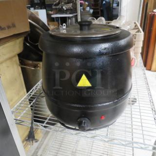 One Glen Ray 10.5 Quart Kettle. 120 Volt. 400 Watt. #1021803.