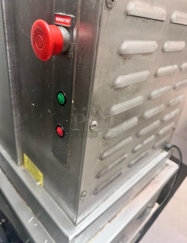 Excellent Condition Dough Rounder – Somerset SDR-400 – 110V – Fully Tested & Working! - Image 9 of 12