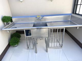 Excellent Condition Stainless Steel Commercial Sink Table – 84" Wide – Fully Tested & Cleaned!