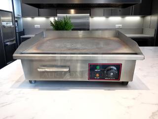 Excellent Condition Electric Griddle – Model EG-818 – 110V – Fully Tested & Working!