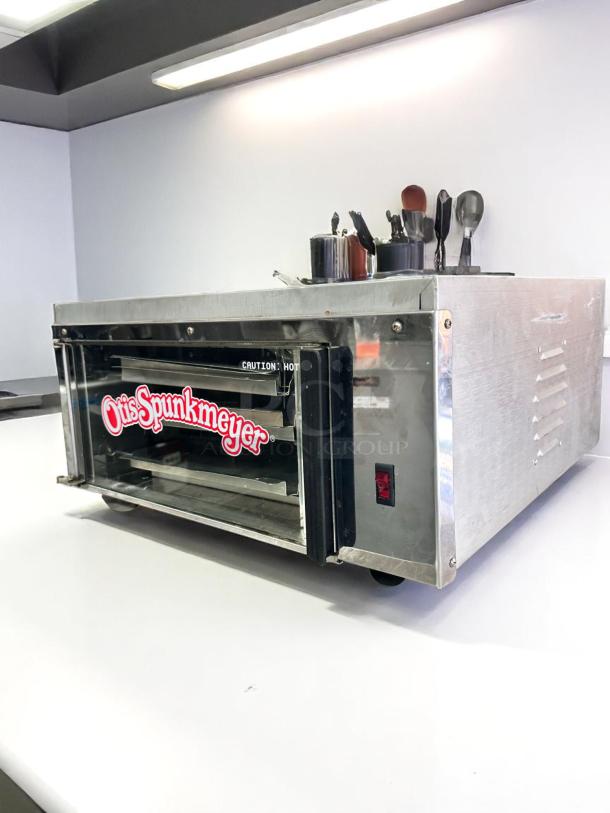 Excellent Condition Commercial Convection Oven – Otis Spunkmeyer OS-1 – 120V – Fully Tested & Working! - Image 4 of 8