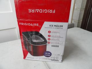 Frigidaire Ice Maker, EF1C130 SSRED, 26 lb , Red in color, 8.7x11.6x11.4, stainless steel red in color
New in box, never used. - Item #1186609