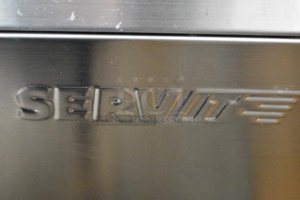 BRAND NEW SCRATCH AND DENT! ServIt 423HDM26SA HDM-26 26" Self / Full Service 3 Shelf Countertop Heated Display Case with Sliding Doors. See Pictures for Broken Glass. 120 Volts, 1 Phase. Cannot Test Due To Damaged Plug - Image 4 of 10