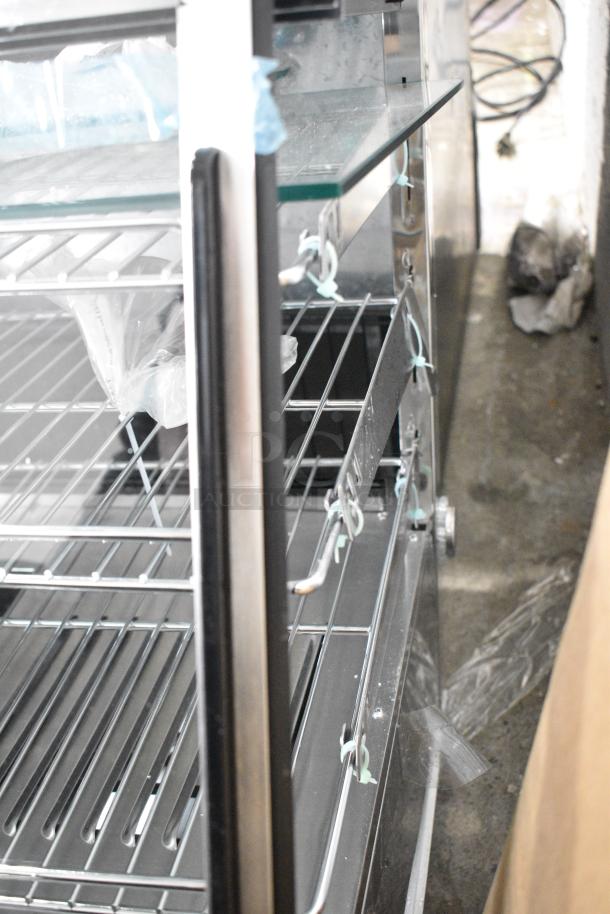 BRAND NEW SCRATCH AND DENT! ServIt 423HDM26SA HDM-26 26" Self / Full Service 3 Shelf Countertop Heated Display Case with Sliding Doors. See Pictures for Broken Glass. 120 Volts, 1 Phase. Cannot Test Due To Damaged Plug - Image 5 of 10