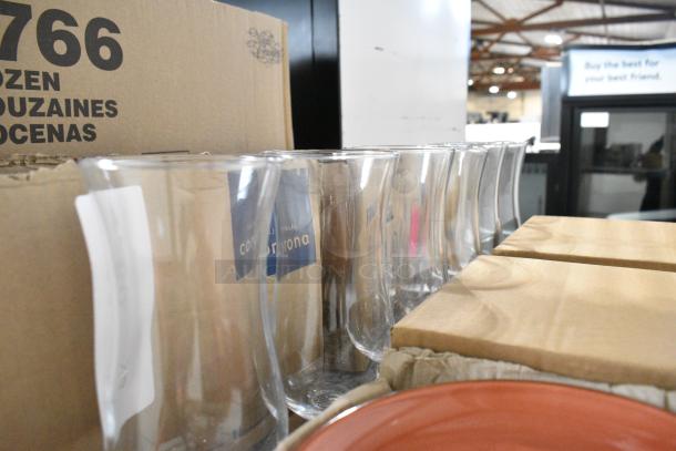 6 BRAND NEW SCRATCH AND DENT! Footed Glasses. 6 Times Your Bid! - Image 3 of 3