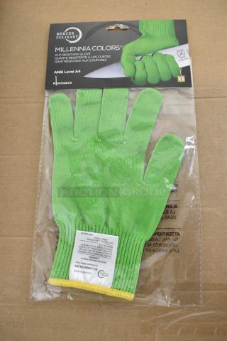 10 BRAND NEW SCRATCH AND DENT! Mercer Culinary M33415GR Millennia Colors® Green A4 Level Cut-Resistant Glove. 10 Times Your Bid!