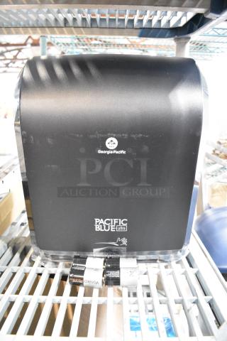 BRAND NEW SCRATCH AND DENT! Georgia Pacific Pacific Blue Ultra Poly Wall Mount Paper Towel Dispenser.