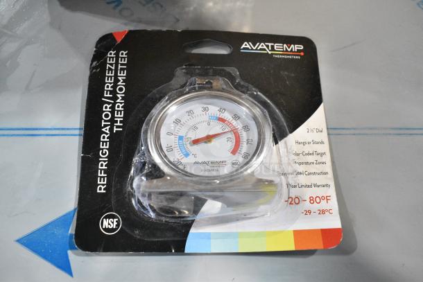 14 BRAND NEW SCRATCH AND DENT! 9142DRFTA AvaTemp 2 1/2" Dial Refrigerator / Freezer Thermometer. 14 Times Your Bid! - Image 1 of 6