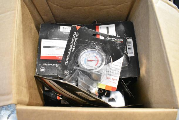 14 BRAND NEW SCRATCH AND DENT! 9142DRFTA AvaTemp 2 1/2" Dial Refrigerator / Freezer Thermometer. 14 Times Your Bid! - Image 5 of 6