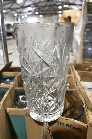 2 BRAND NEW SCRATCH AND DENT! Box of 12 Libbey 5633 Hobstar 16 oz. Cooler Glass. Missing 1 Glass. 2 Times Your Bid!