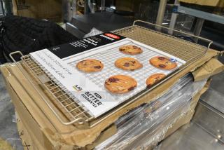2 BRAND NEW SCRATCH AND DENT! OXO 11231100 Good Grips 11 1/2" x 18 1/2" Non-Stick Wire Cooling Rack for Half Size Bun / Sheet Pan. 2 Times Your Bid!