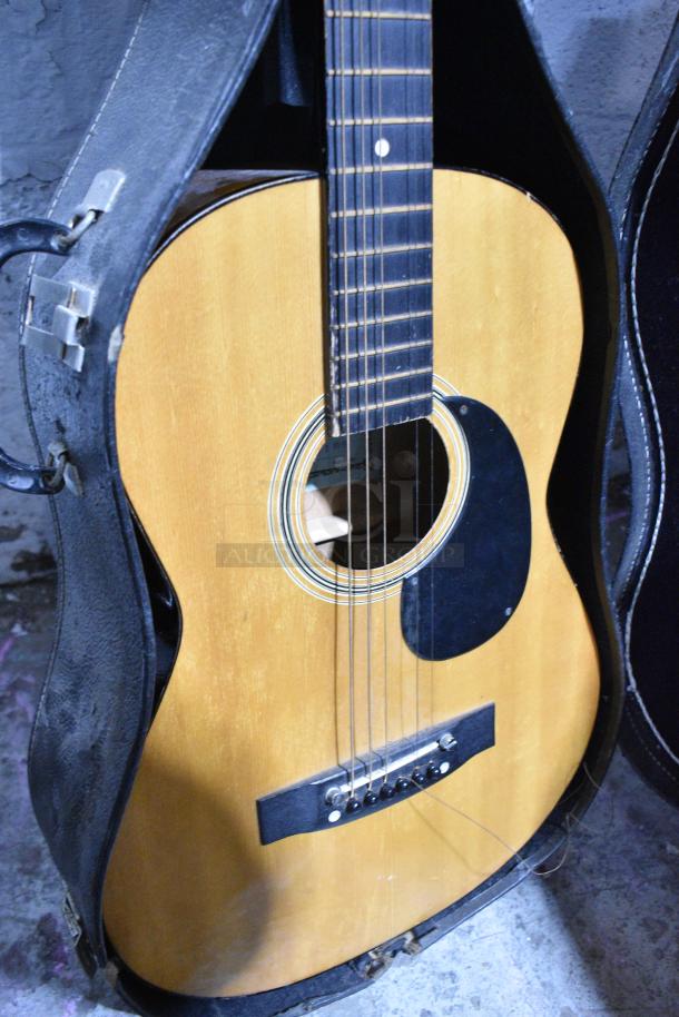 Crestline Guitar In Hard Carrying Case. - Image 3 of 6