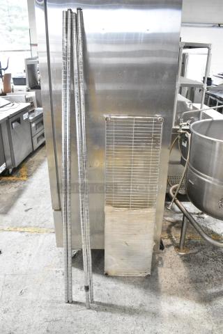 Lot of Wire Shelf w/ 4 Poles.